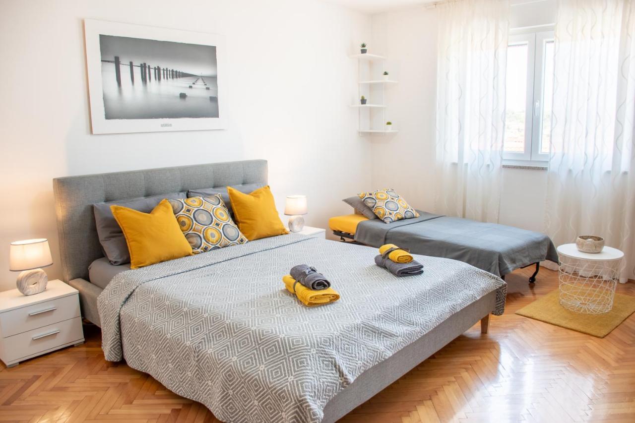 Apartment Dorrea Пула Екстер'єр фото