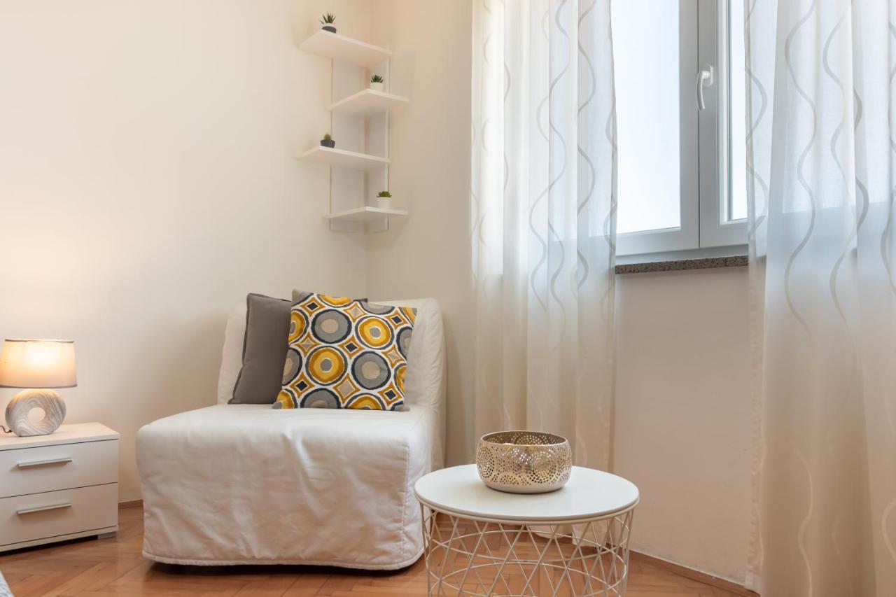 Apartment Dorrea Пула Екстер'єр фото