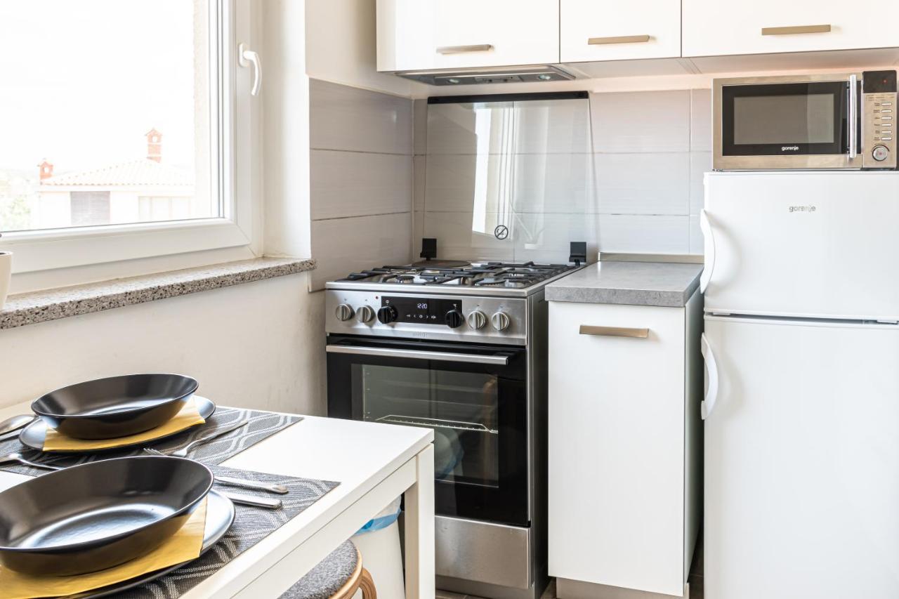 Apartment Dorrea Пула Екстер'єр фото